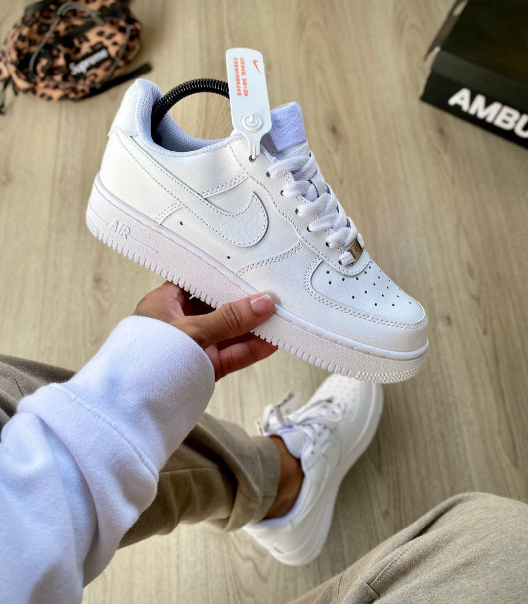 NIKE AIR FORCE ONE UNISSEX👟