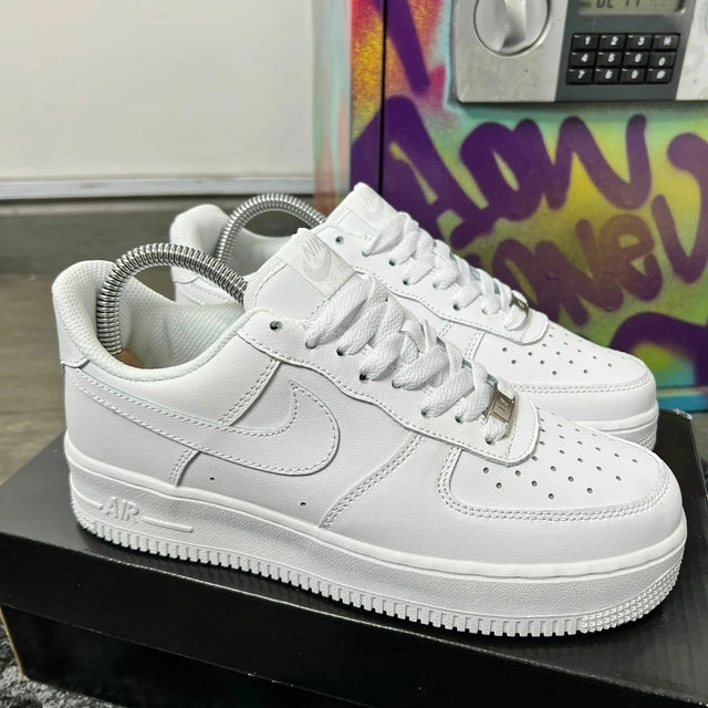 NIKE AIR FORCE ONE UNISSEX👟